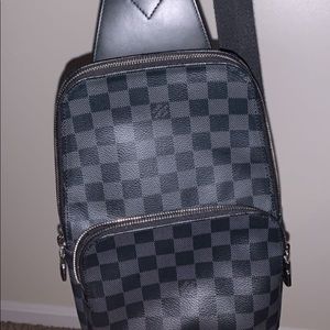 Louis Vuitton Avenue Sling Bag